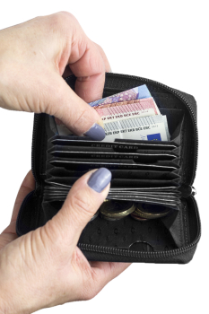 Preview: Universal Herren Portmonee RFID & Kreditkartenhülle extra kompakt mit NFC Schutz LEAS in Echt-Büffel-Leder mit Geschenk Box (schwarz) Preview: Universal Herren Portmonee RFID & Kreditkartenhülle extra kompakt mit NFC Schutz LEAS in Echt-Büffel-Leder mit Geschenk Box (schwarz)